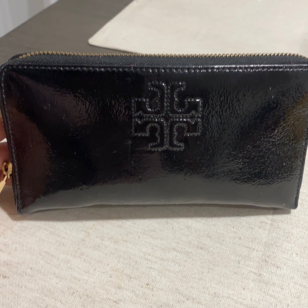 Tory Burch black wallet